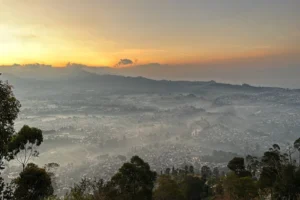 gunung putri lembang